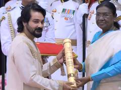 
      
      Actor Prosenjit Chatterjee honoured with Padma Shri 
      
      