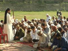 
      
      Eid Al-Adha: Large gatherings offer prayers in Jammu and Kashmir
      
      