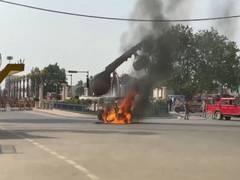 
      
      CNG auto-rickshaw carrying devotees catches fire in Ayodhya
      
      