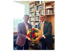 
      
      Indian Ambassador to Germany meets EAM Jaishankar, seeks guidance
      
      