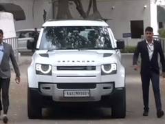
      
      Siddaramaiah, Surjewala leave after meeting Sonia, Rahul Gandhi
      
      