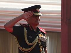 
      
      Outgoing CDS General Anil Chauhan accorded Guard of Honour
      
      
