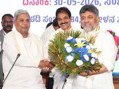 
      
      Siddaramaiah congratulates Shivakumar on elected as CLP leader
      
      