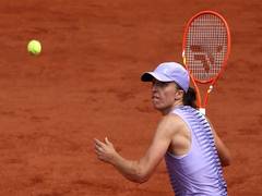 
      
      French Open: Kostyuk stuns four-time champion Swiatek 
      
      