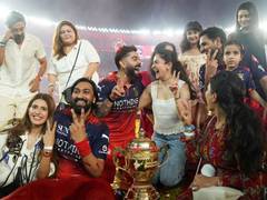 
      
      Virat Kohli's flying kiss to Anushka Sharma steals spotlight 
      
      
