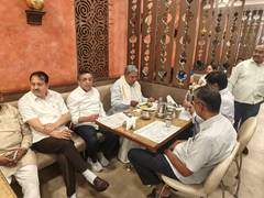 
      
      Caretaker Karnataka CM Siddaramaiah holds breakfast meeting
      
      