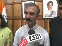 
      
      Himachal Pradesh CM honours ex-servicemen in police force
      
      