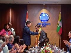 
      Myanmar President visits JNPA post arrival at Mumbai
      