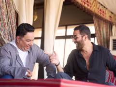 
      
      Akshay Kumar wishes 'Welcome to the Jungle' director Ahmed Khan
      
      