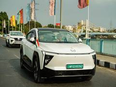 
      
      CM Yadav travels in EV to promote clean energy, fuel conservation
      
      