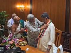 
      
      DK Shivakumar officially takes charge as Karnataka Chief Minister
      
      