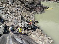 
      
      Uttarakhand: Car falls into deep gorge in Tehri Garhwal
      
      