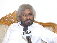
      
      Free bus passes to boost school enrollment: Eshwar Khandre
      
      