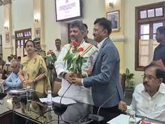 
      
      Karnataka CM DK Shivakumar holds first official cabinet meeting
      
      