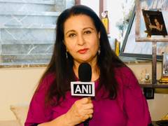 
      
      Poonam Dhillon remembers Pahlaj Nihalani
      
      