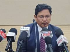 
      
      CM Conrad Sangma submits Memorandum to Amit Shah
      
      