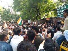 
      
      CJP begins protest at Jantar Mantar
      
      