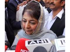 
      
      Mehbooba Mufti urges JP Nadda to expedite AIIMS Awantipora work
      
      