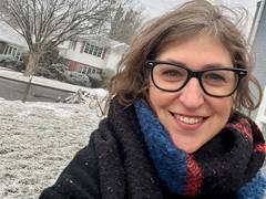 
      
      Mayim Bialik reveals severe side effects after single GLP-1 dose
      
      