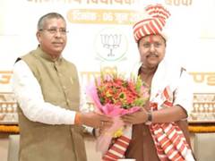 
      
      Nitin Nabin chairs meeting of BJP MPs and MLAs in Ranchi
      
      