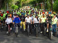Sports Minister Mandaviya leads nationwide World Bicycle Day celebrations with actor Vikrant Massey