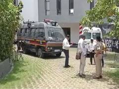 
      
      Crime Branch raids rave party in Tulapur, detains 156
      
      