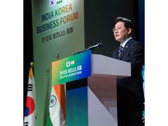 
      
      South Korean President urges excess tax revenue from semiconducto
      
      