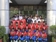Union Sports Minister Mandaviya felicitates men's, women's teams for medal winning performances in Under-18 Hockey Asia Cup