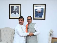 
      
      Centre Approves 153 Lakh Person-Days Under MGNREGS for West Benga
      
      