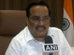 
      
      12 saal 'bemisaal':  CR Patil hails PM Modi's leadership
      
      