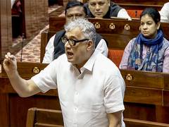 
      
      TMC leader Derek O'Brien condemns CID arrival at Banerjee's house
      
      