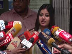 
      
      Ansiba Haasan alleges communal remarks against her by Tini Tom
      
      