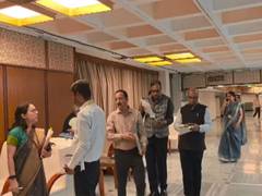 
      
      Parl panel members suggest learning from best practices    
      
      