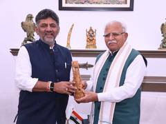 
      
      Karnataka CM meets Union Minister Khattar in Delhi
      
      