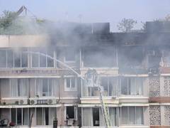 
      
      Maharashtra: Fire breaks out at Juhu residential building
      
      