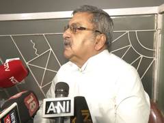 
      
      Abhishek or me: Kalyan Banerjee gives ultimatum to Mamata
      
      