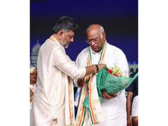 
      
      Karnataka CM Shivakumar congratulates Kharge, Pawan Khera
      
      