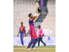 
      
      Bengal T20 League: Karan Lal slams century, hits 14 sixes
      
      