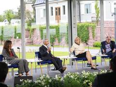 
      
      US sought Russian oil buy, then imposed tariffs: Jaishankar
      
      