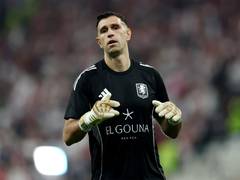 
      
      Argentina's Martinez completes first full session after injury
      
      