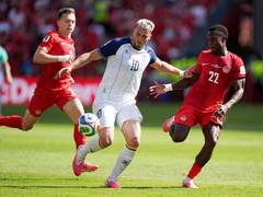 
      
      FIFA World Cup: Canada, Bosnia-Herzegovina play 1-1 stalemate
      
      