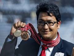 
      
      Mamata Banerjee pays tribute great shooter Jaspal after his death
      
      