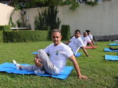 
      Tajikistan: MoS Kirti Vardhan Singh participates in yoga session
      