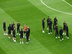 
      
      Neuer returns, Musiala starts in Germany's WC opener
      
      