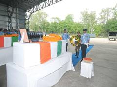 
      
      Bihar Pilot Killed in Crash, Village Mourns Loss
      
      