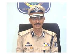 
      
      Gujarat Police rescue 84 Child Labourers, book 26 accused
      
      