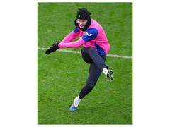 
      
      If you give Erling chances, he has a tendency to score: Solbakken
      
      