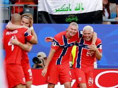 
      
      Haaland shines on FIFA World Cup debut as Norway beat Iraq 4-1
      
      