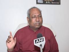 
      
      Over two dozen SP, Congress MPs in touch to join NDA
      
      