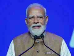 PM Modi at the Indian diaspora gathering in Paris  www.aninews.in